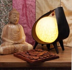 Palmenblatt Tischlampe / Tischleuchte, In Bali Handgemacht Aus Naturmaterial, Palmholz - Modell Sophia - 25x28x18 Cm -Laden Für Heimbeleuchtung 18 11 20lampen 18 06 20 35