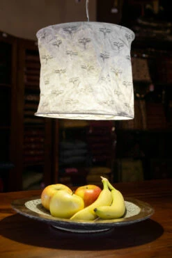 Runde Papier Hängelampe, Papierlampenschirm Annapurna, Handgeschöpftes Papier - Weiß/Auge - 25x28x28 Cm -Laden Für Heimbeleuchtung 18773