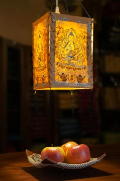 Lokta Papier Hänge Lampenschirm, Deckenleuchte Aus Handgeschöpftem Papier - Buddha 2 Orange - 28x18x18 Cm -Laden Für Heimbeleuchtung 38183