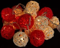 Rattan Ball LED Kugel Lampion Lichterkette - Rot/weiß -Laden Für Heimbeleuchtung 4 14dsc01128