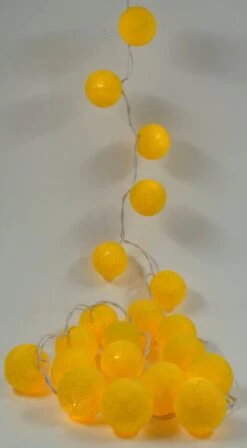 Stoff Ball Batterielichterkette 3xAA LED Kugel Lichterkette - Gelb -Laden Für Heimbeleuchtung 5 13dsc04485 1