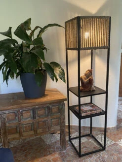 Stehlampe / Stehleuchte, Beleuchtetes Regal - Modell Colombo - 118x32x31 Cm