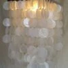 Deckenlampe / Deckenleuchte, Muschelleuchte Aus Hunderten Capiz, Perlmutt Plättchen - Modell Sabah Chrome - 40x30x30 Cm -Laden Für Heimbeleuchtung deckenlampe deckenleuchte sabah chrome muschelleuchte hunderten capiz perlmutt plaettchen 29716