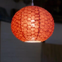 Runder Lokta Papierlampenschirm, Boho Hängelampe Coronada Ø 30 Cm - Rot